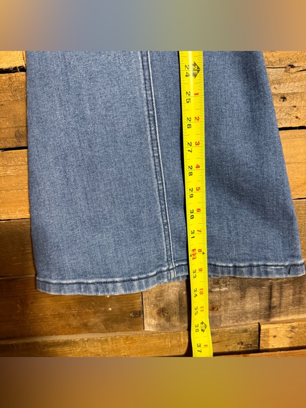 Shyanne High Rise Flare Jeans Western Seamed Denim Women's Size 29x34 - Picture 7 of 7